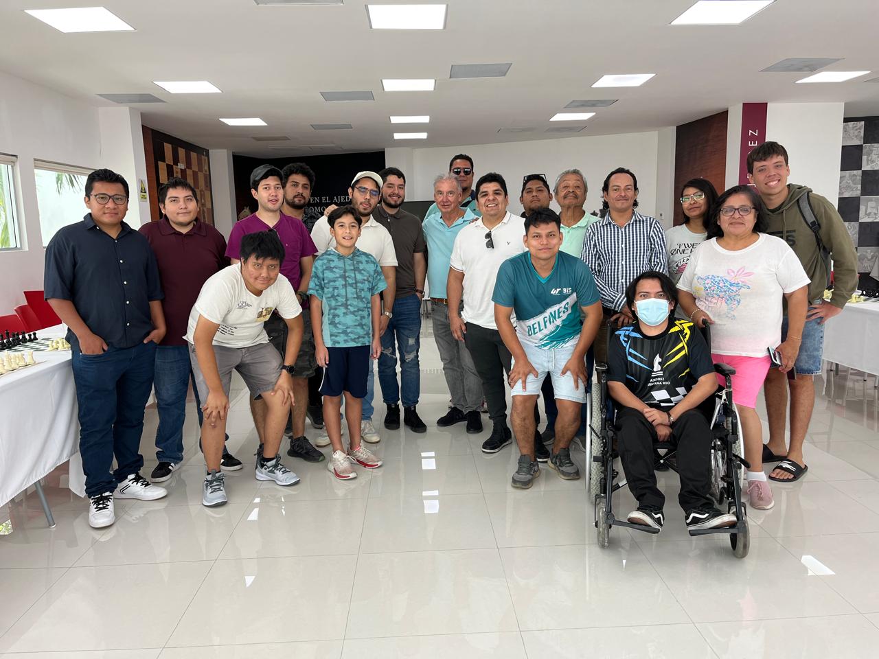 Inauguran ‘CYA CHESS’ en Cancún con Sesión del Gran Maestro José Martínez Alcántara | Cancún Mío