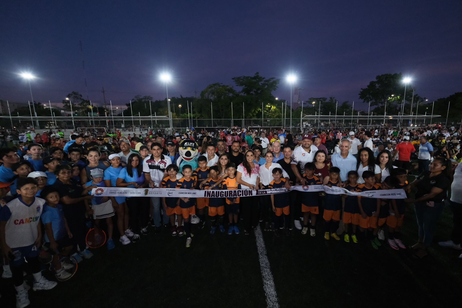 Inauguran Canchas De Pasto Sint Tico En Canc N